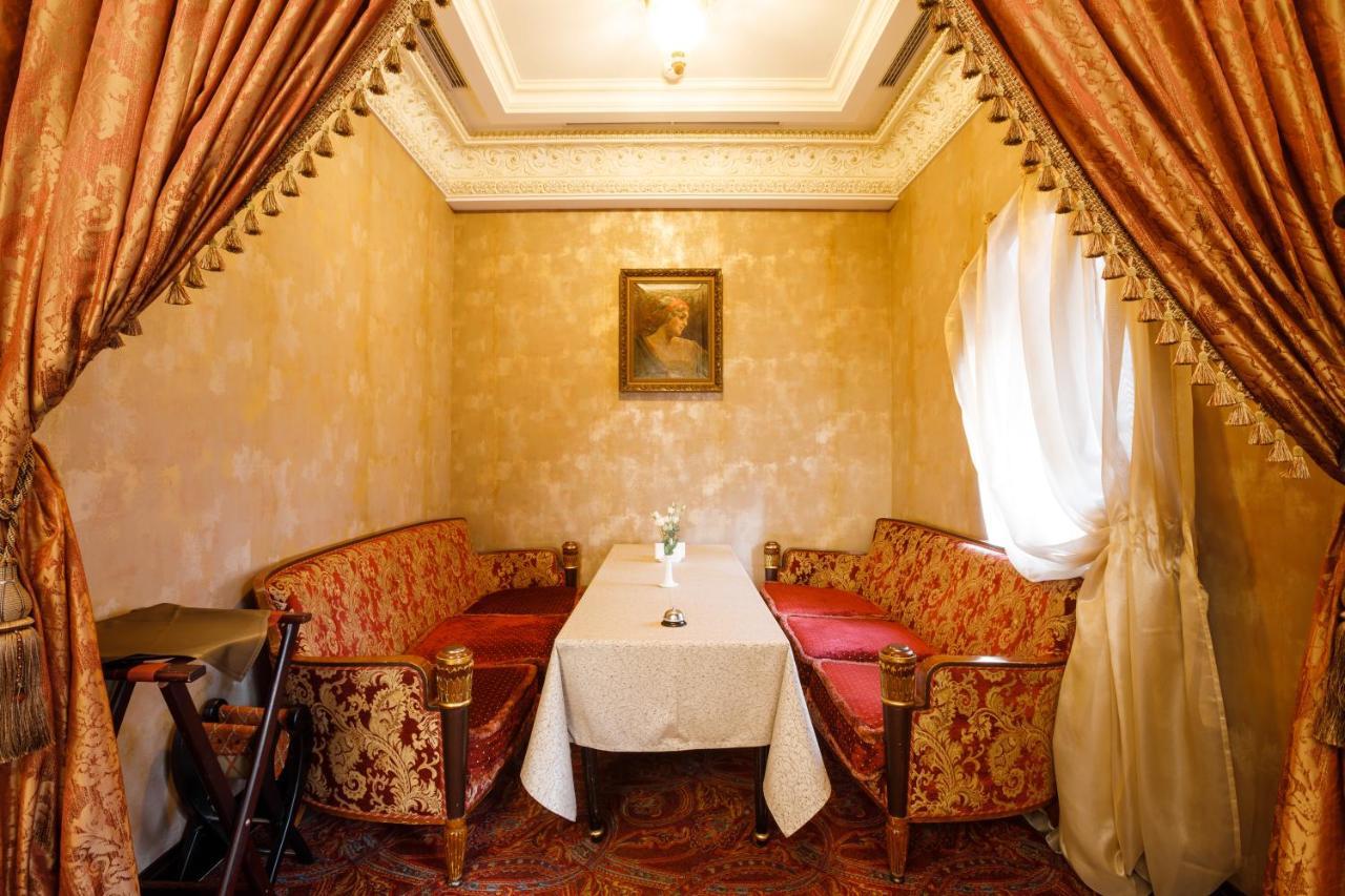 Axelhof Boutique Hotel Dnjepropetovsk Buitenkant foto