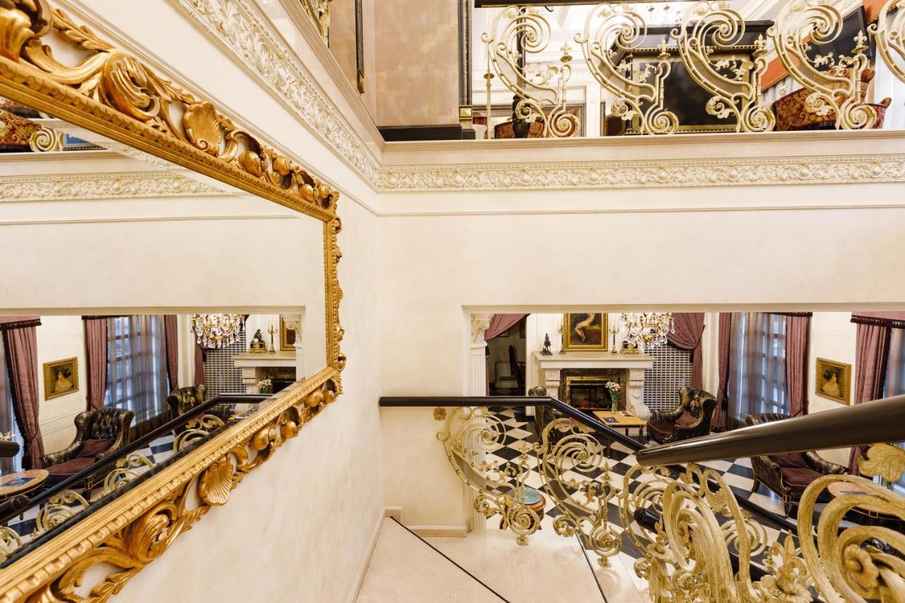 Axelhof Boutique Hotel Dnjepropetovsk Buitenkant foto