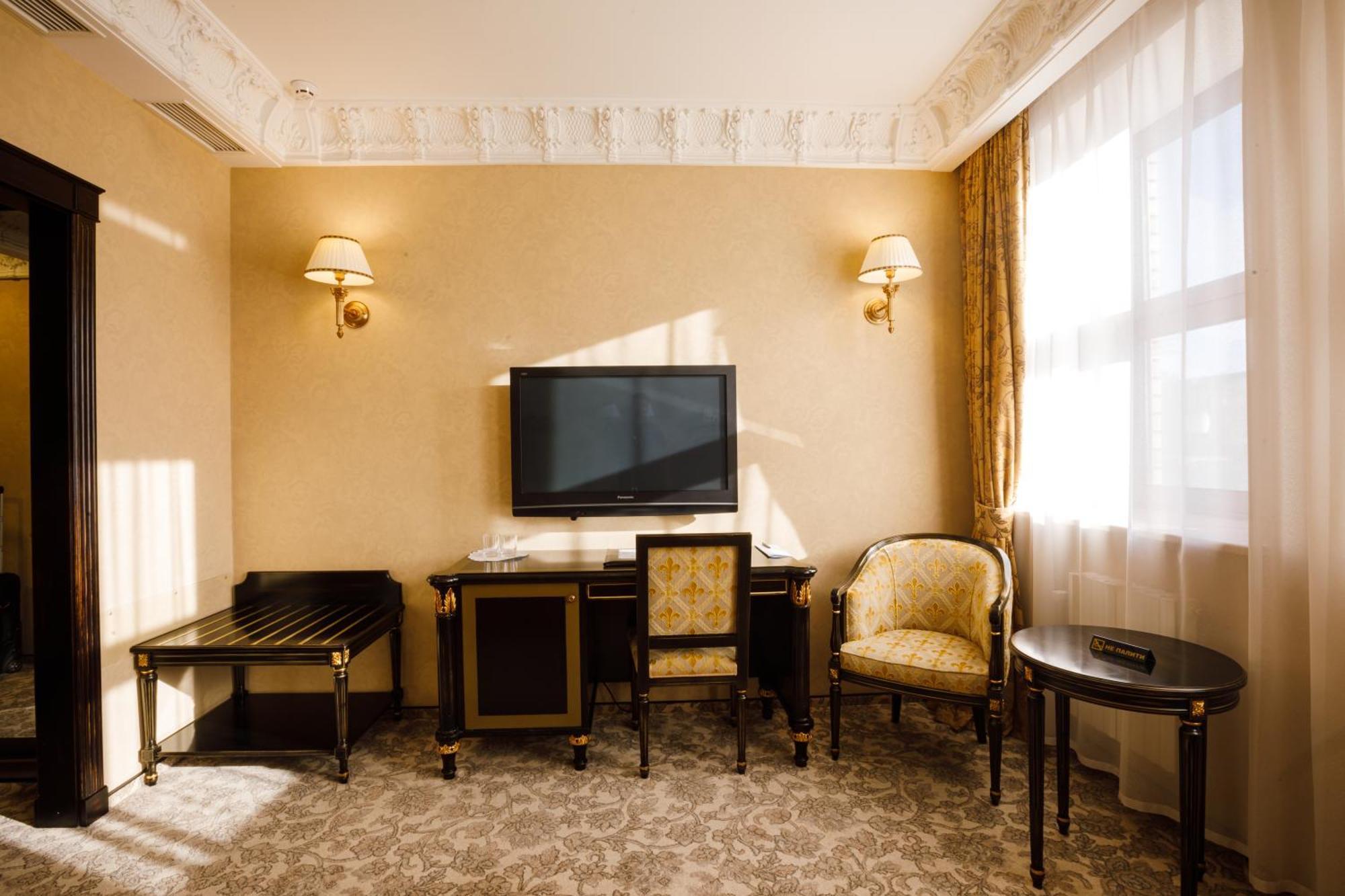 Axelhof Boutique Hotel Dnjepropetovsk Buitenkant foto