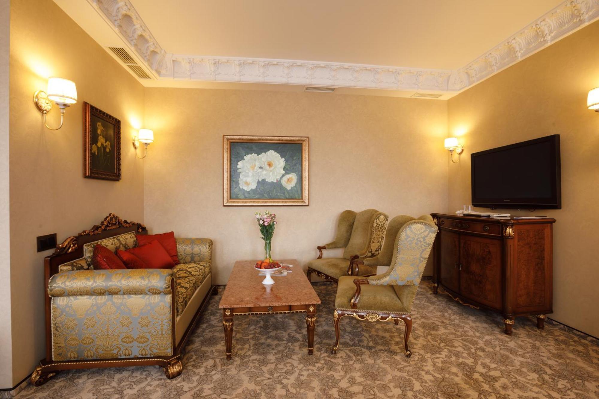 Axelhof Boutique Hotel Dnjepropetovsk Buitenkant foto