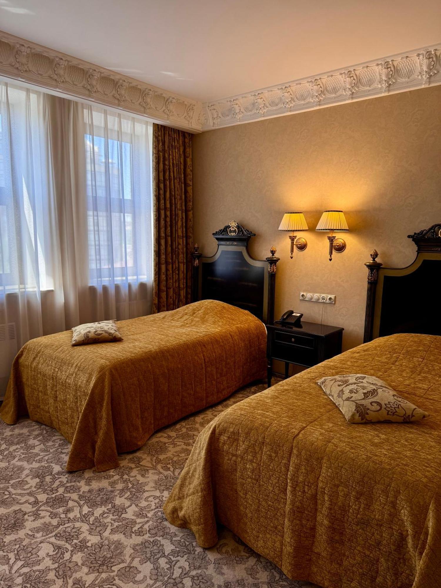 Axelhof Boutique Hotel Dnjepropetovsk Buitenkant foto