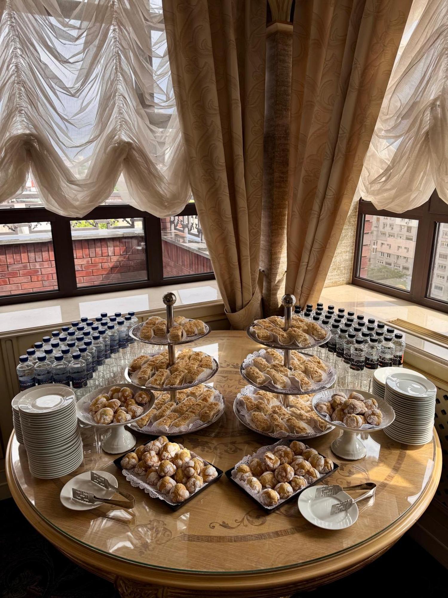 Axelhof Boutique Hotel Dnjepropetovsk Buitenkant foto