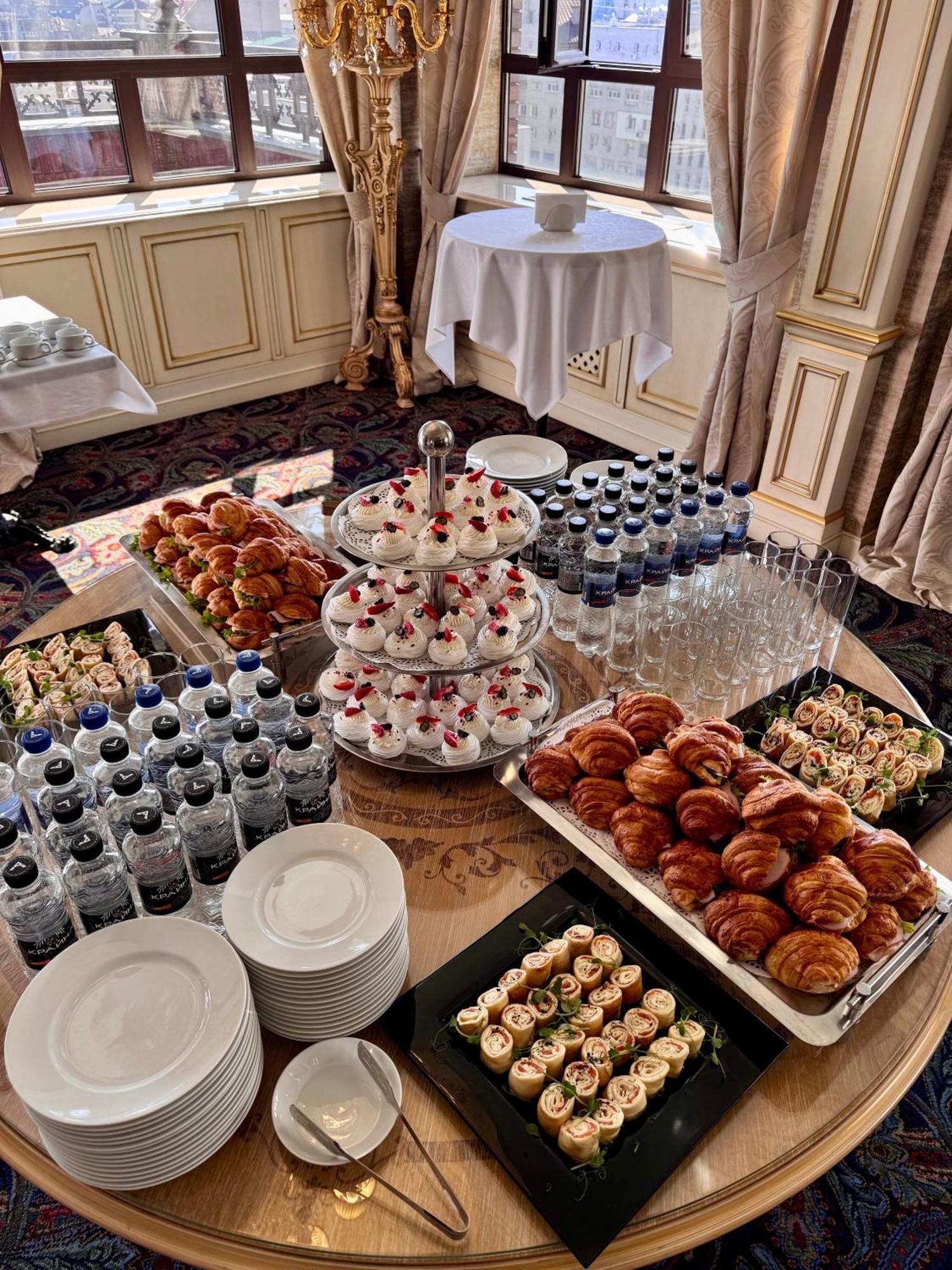 Axelhof Boutique Hotel Dnjepropetovsk Buitenkant foto