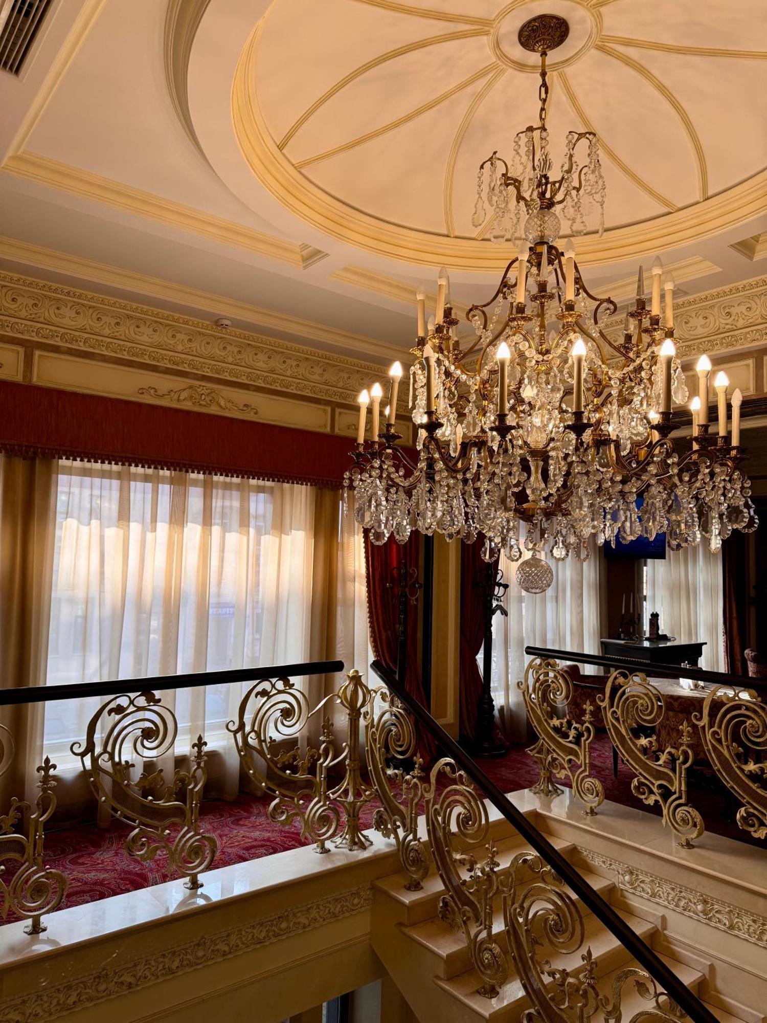 Axelhof Boutique Hotel Dnjepropetovsk Buitenkant foto