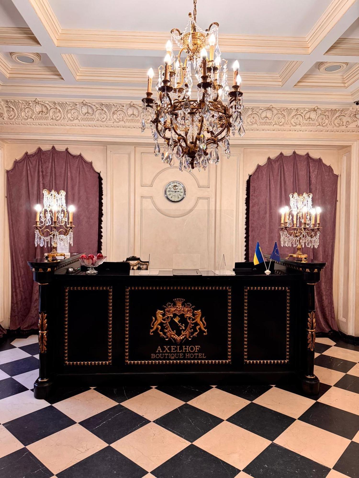 Axelhof Boutique Hotel Dnjepropetovsk Buitenkant foto