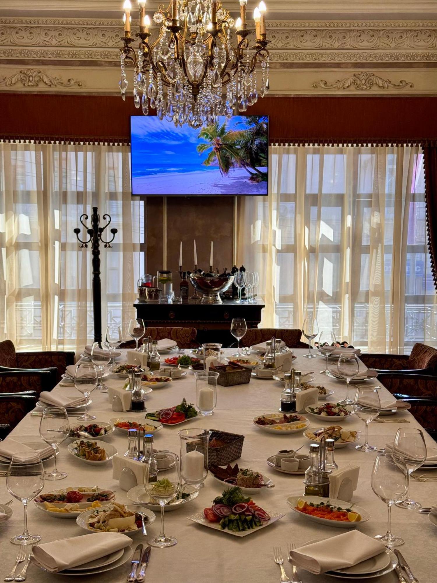 Axelhof Boutique Hotel Dnjepropetovsk Buitenkant foto